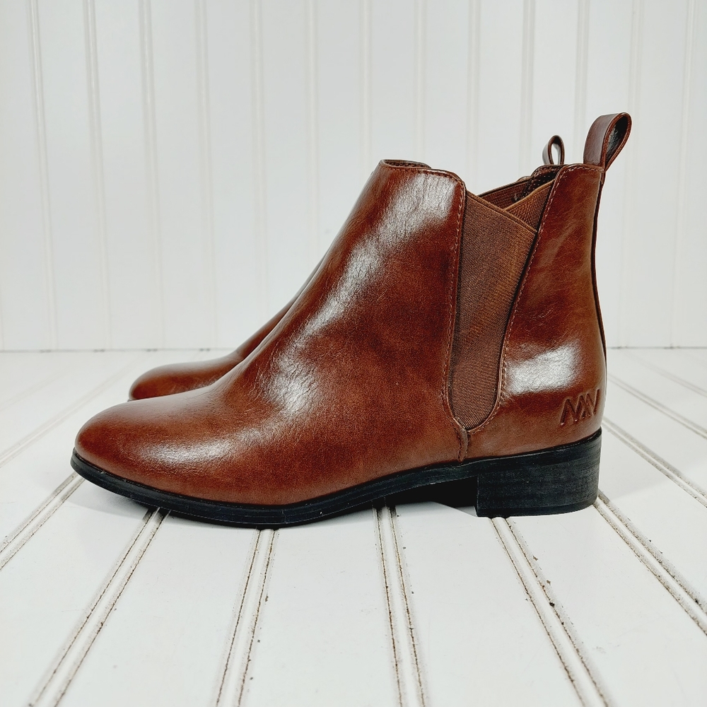 Matt & Nat Vegan Leather Flat Chelsea Boots i846
